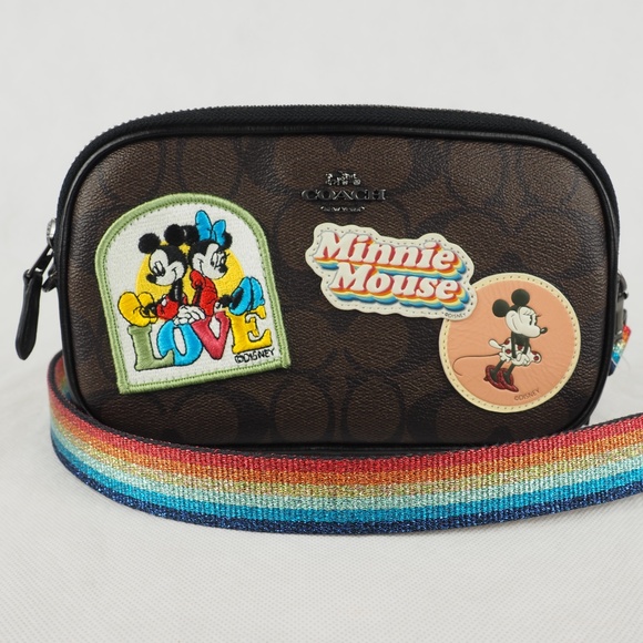 Disney Coach Crossbody Pouch Minnie Mouse Patches - Picture 2 of 8